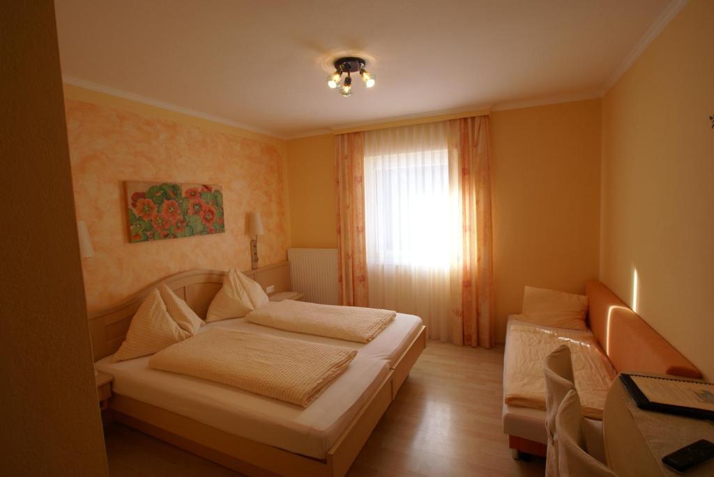 פרלאך Gasthof Hotel Zur Post חדר תמונה