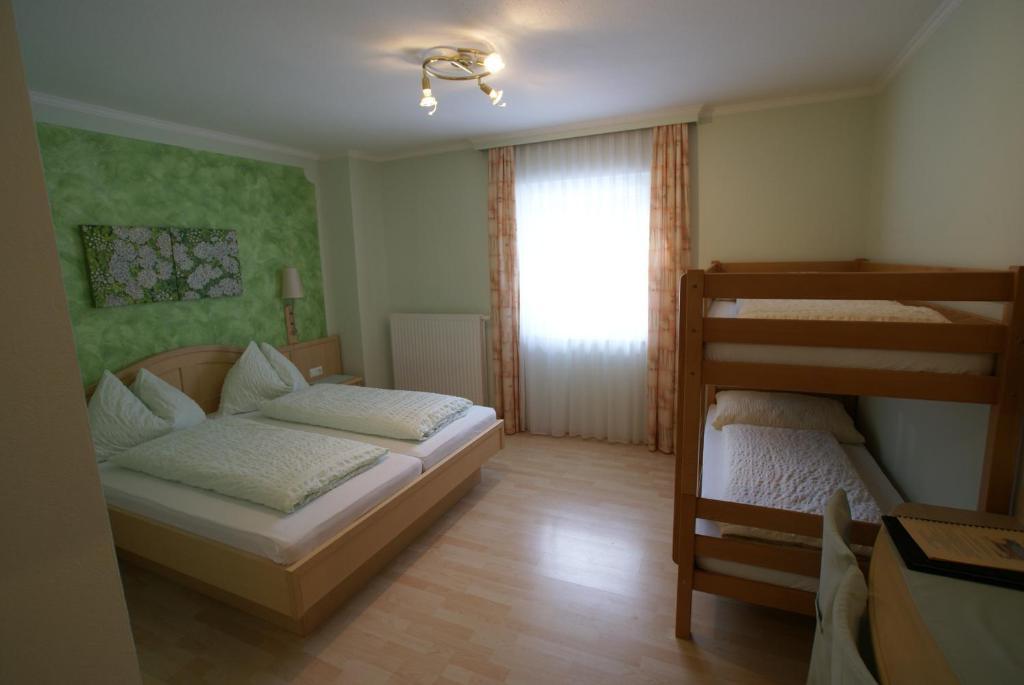 פרלאך Gasthof Hotel Zur Post חדר תמונה